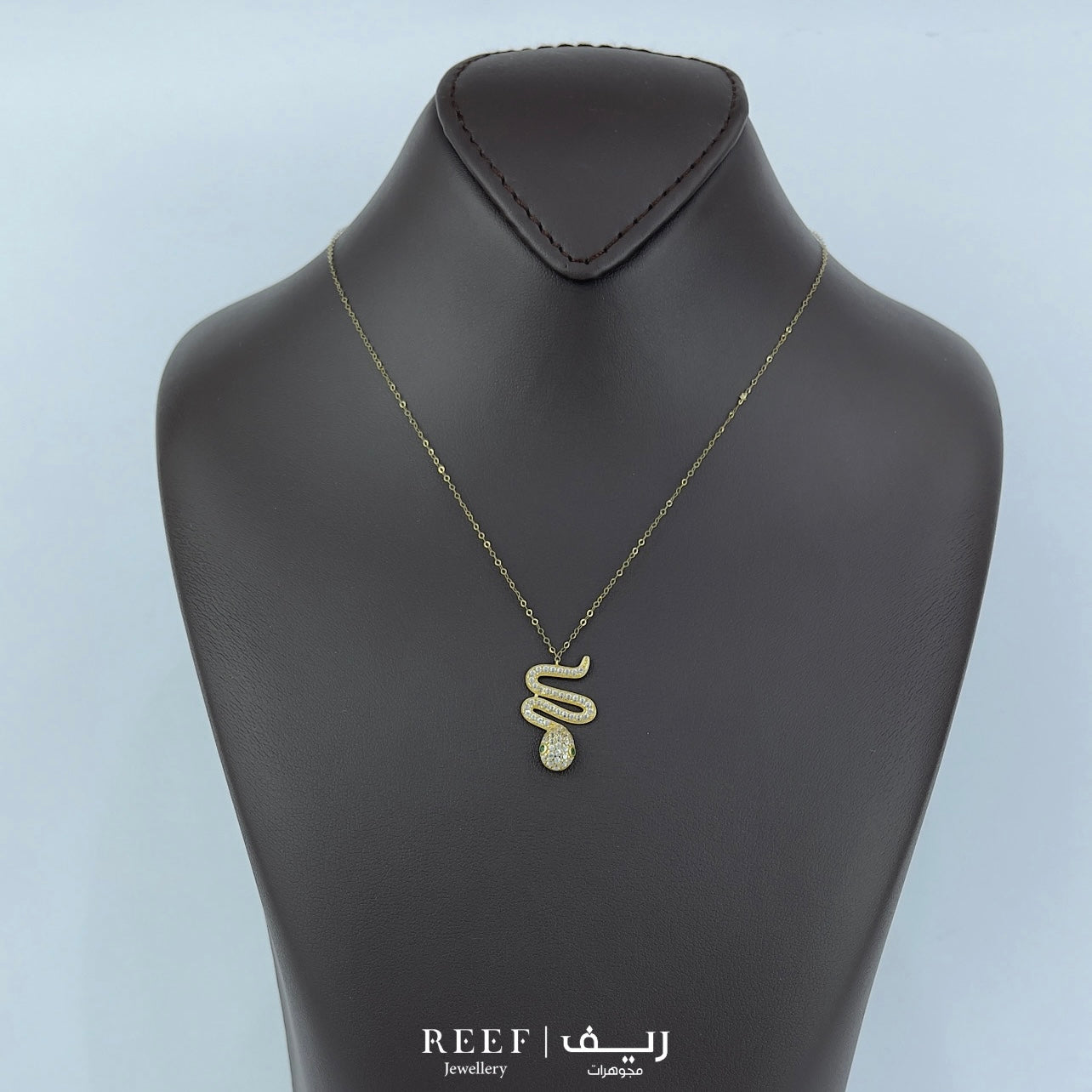 عقد necklace